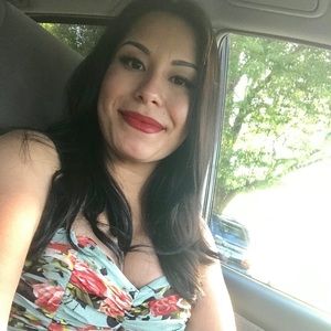 Meet your Posher, Maria